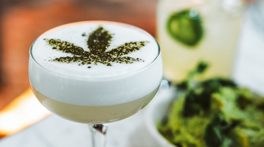 How Does Consuming Cannabis Differently Affect the Experience?